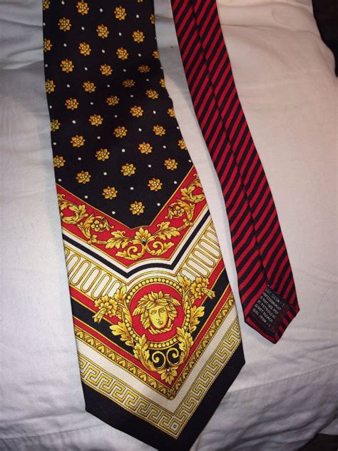 versace twin angels tie red spain|Versace Classic Ties, Bow Ties & Cravats for Men .